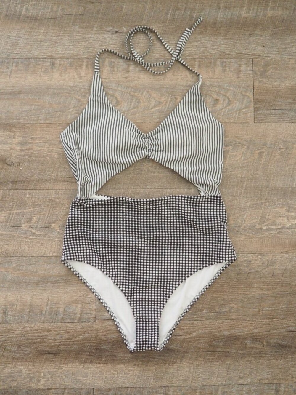 Aerie Gingham Cutout One Piece Cheeky Swimsuit sz L LONG - Picture 3 of 8